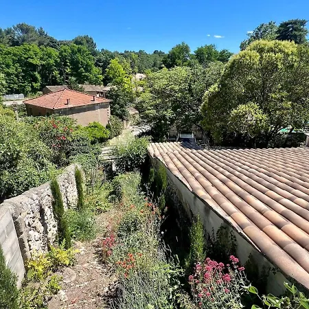 Charming, Arty & Cozy Medieval Village Farmhouse, Air Conditioning, Pool, Tranquility, & Views 빌라 Saint-Victor-des-Oules