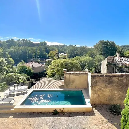 Charming, Arty & Cozy Medieval Village Farmhouse, Air Conditioning, Pool, Tranquility, & Views *